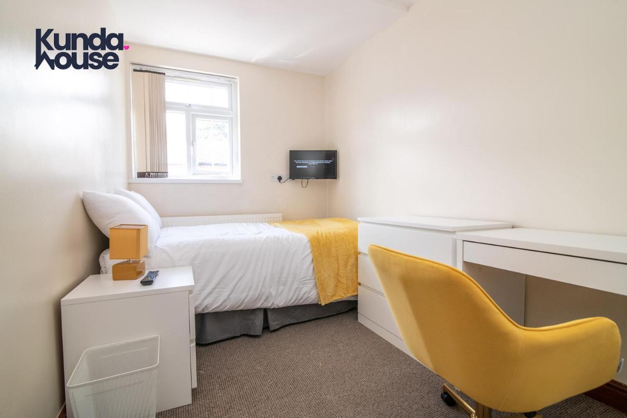 Kunda House Dawlish Villa Birmingham Bagian luar foto